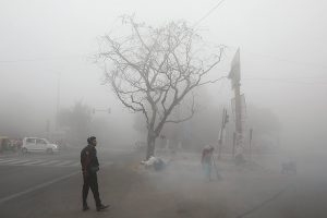 दिल्ली में ऑरेंज अलर्ट जारी, और गिर सकता है तापमान